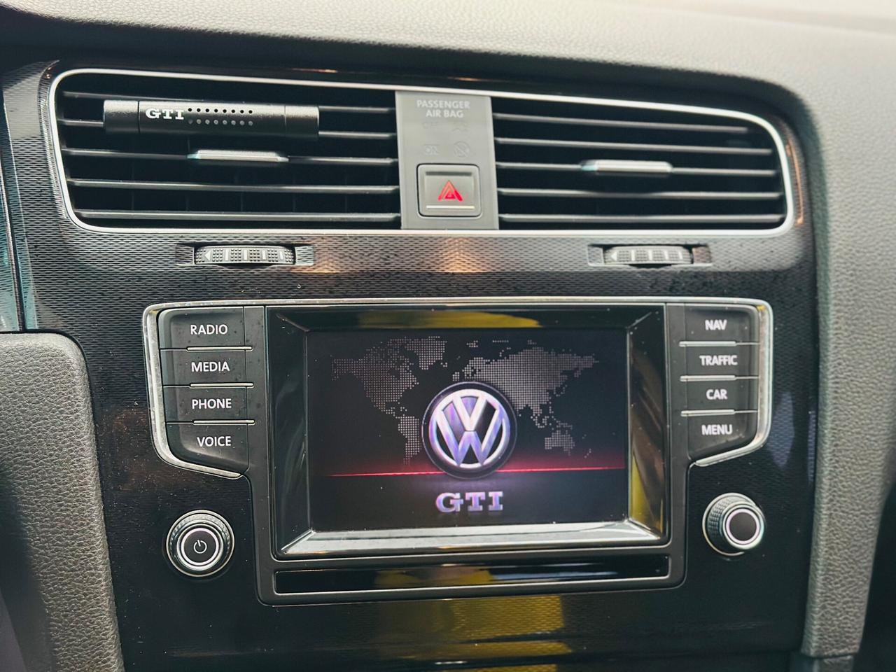 VOLKSWAGEN GOLF 7 GTI 2.0 TSI 220CV DSG AUTOMATICA