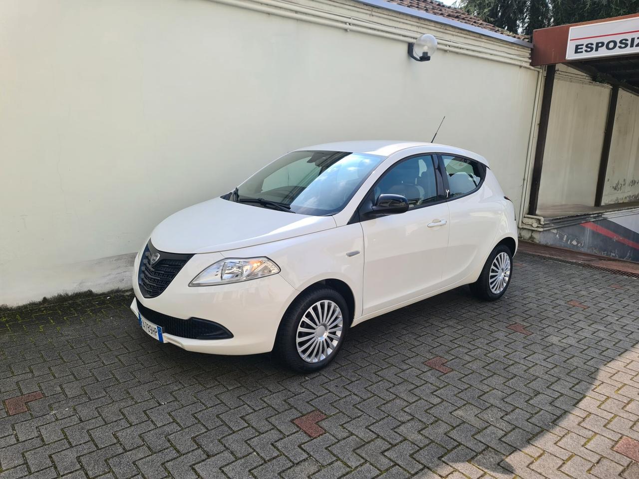 Lancia Ypsilon 1.2 69 CV 5 porte GPL Ecochic