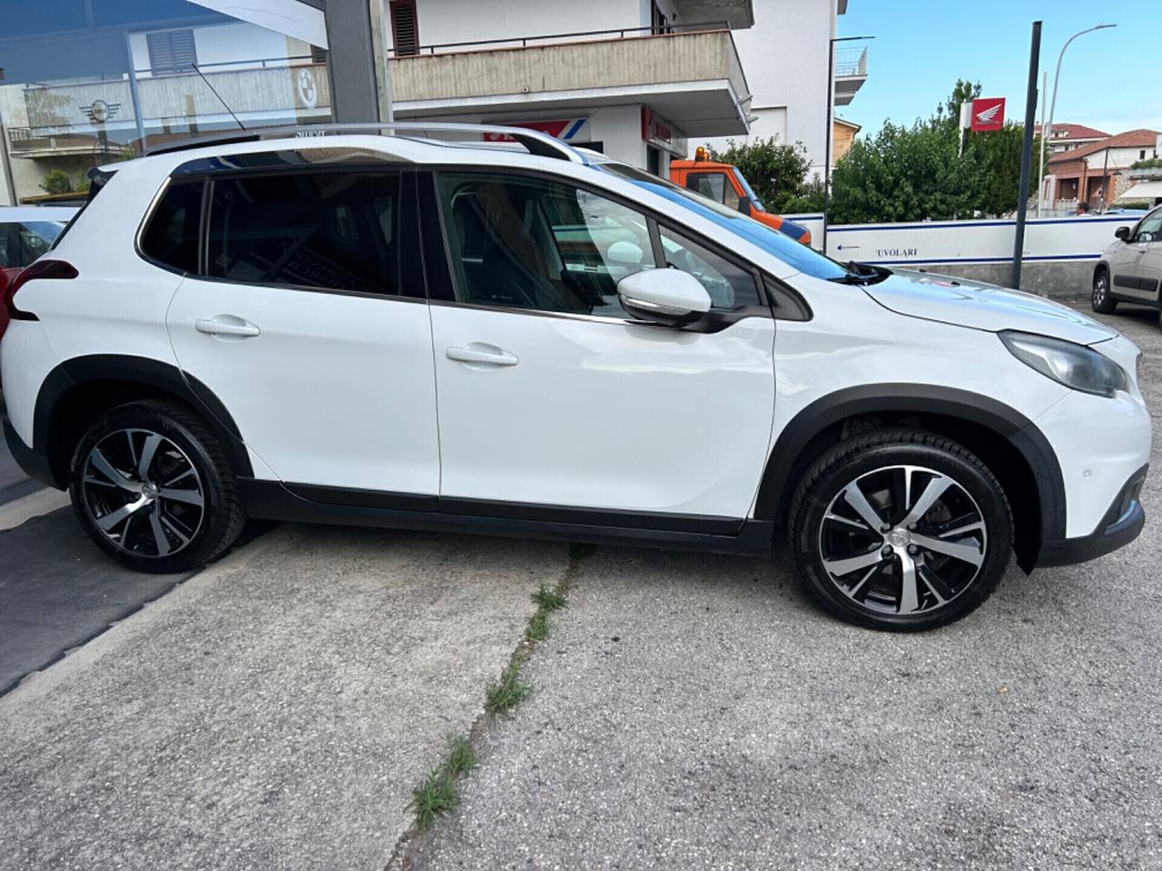 Peugeot 2008 1.6 HDI 120 CV ALLURE NAVI -2016