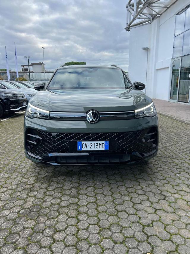 VOLKSWAGEN Tiguan 2.0 TDI 150 CV SCR DSG R-Line FARI MATRIX