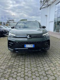 VOLKSWAGEN Tiguan 2.0 TDI 150 CV SCR DSG R-Line FARI MATRIX