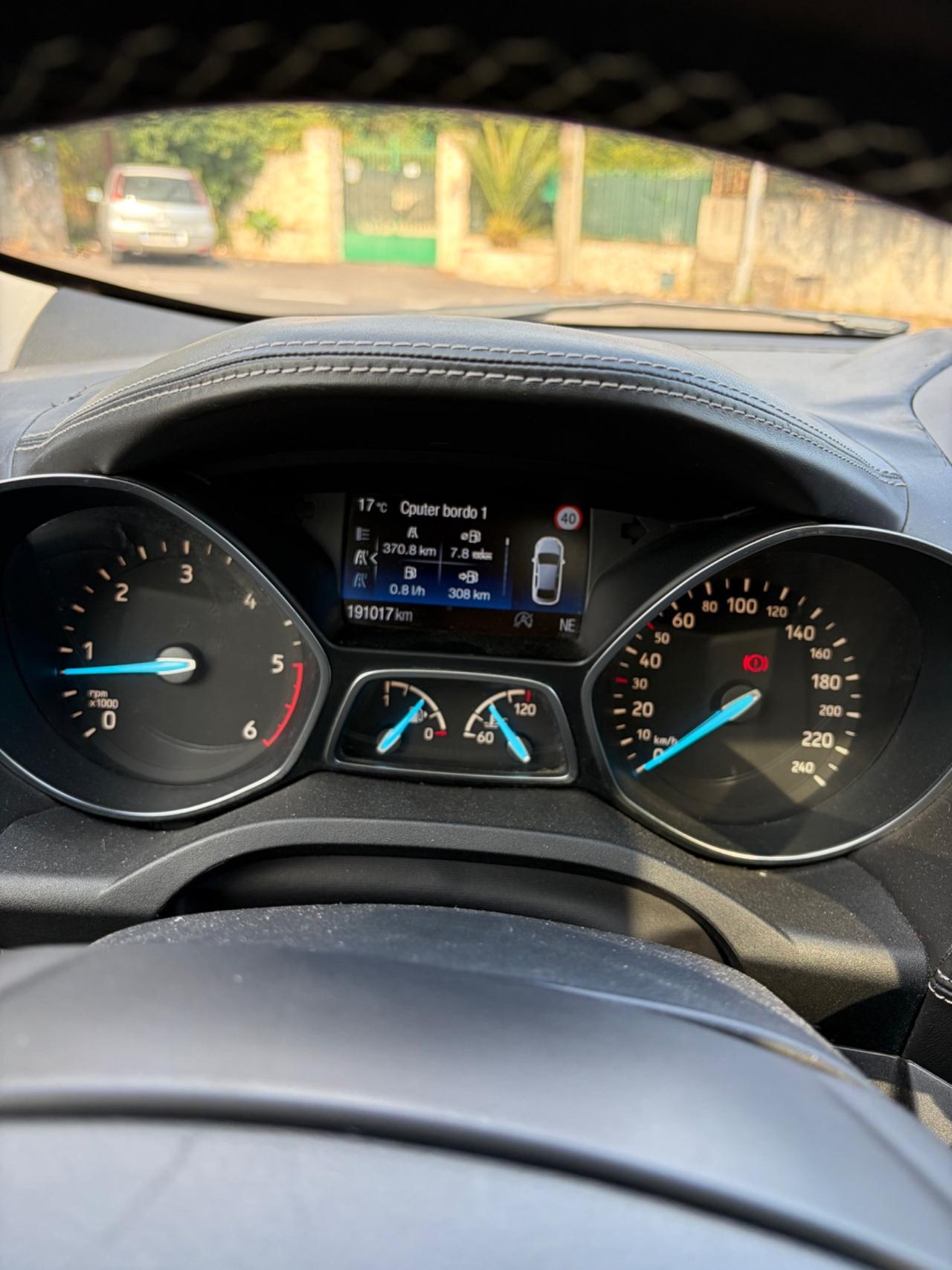 Ford Kuga 2.0 TDCI 150 CV S&S 4WD Vignale