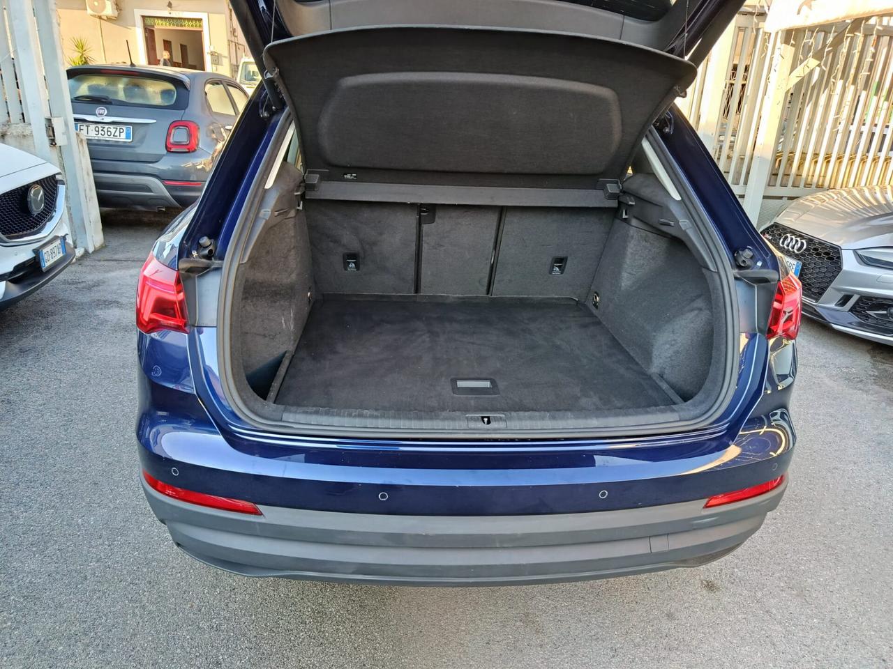 Audi Q3 SPB 40 TDI quattro S tronic Business Sport