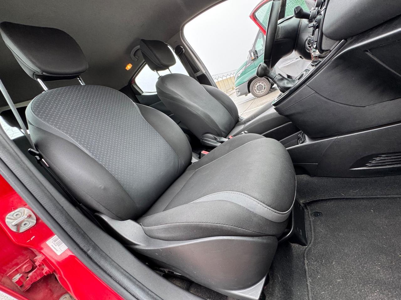 Lancia Ypsilon 1.3 MJT 16V 95 CV 5 porte S&S Platinum 2016