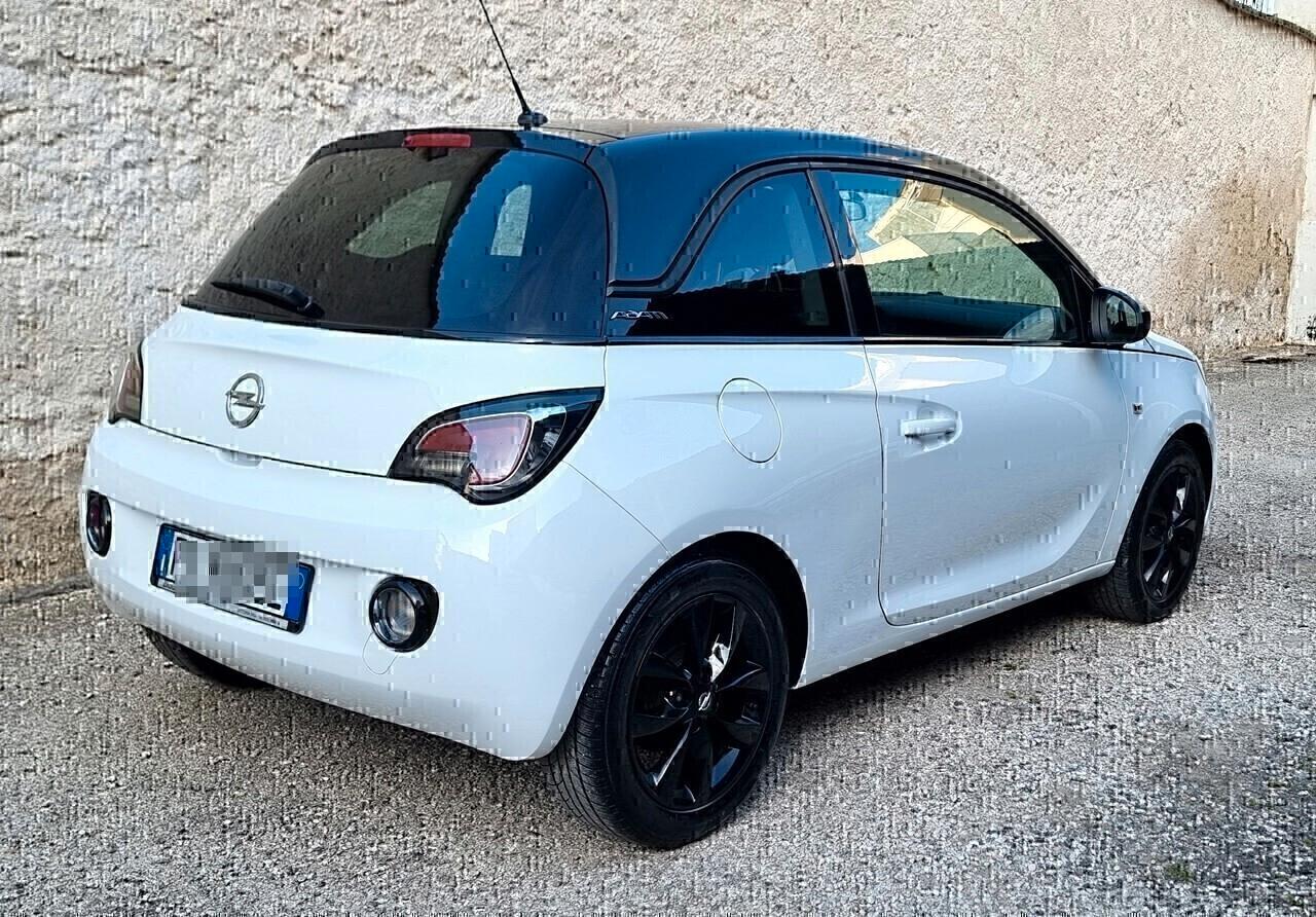 Opel Adam 1.2 70 CV Glam