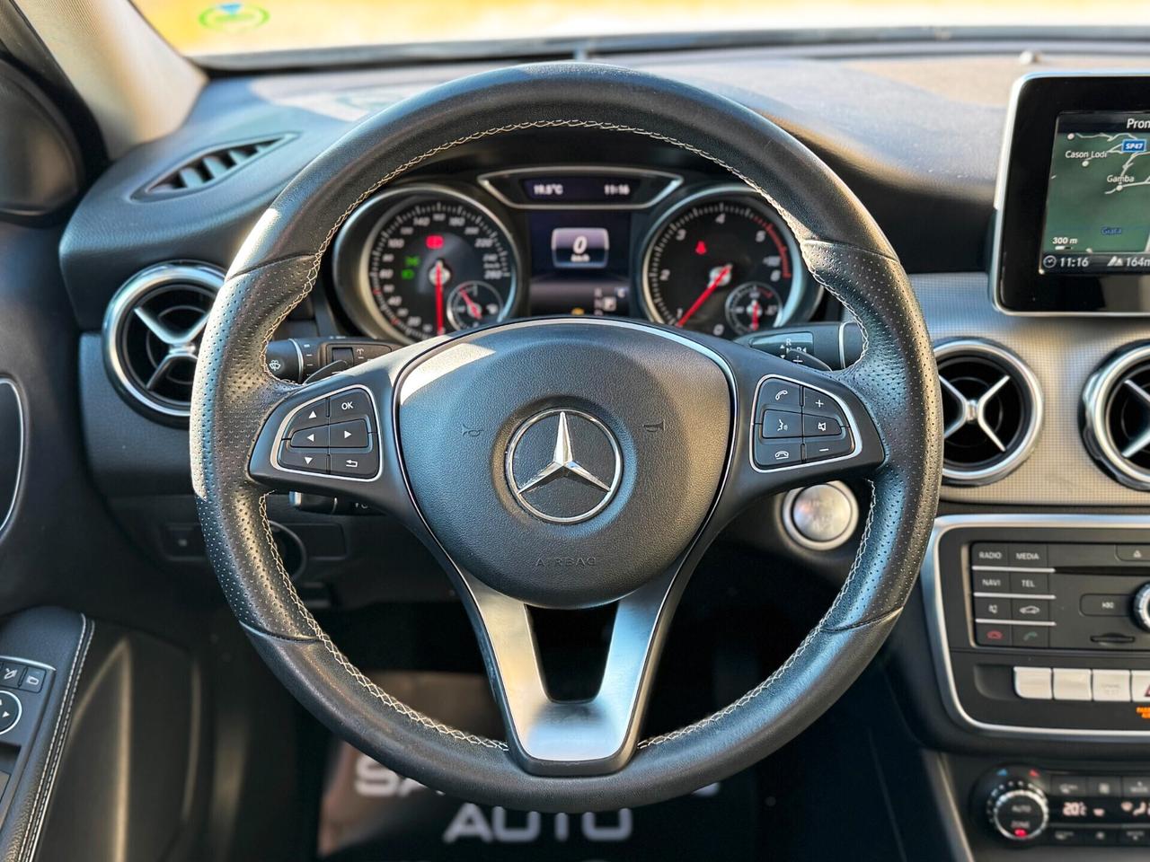 Mercedes GLA 180 d Automatic Sport | PREZZO PROMO
