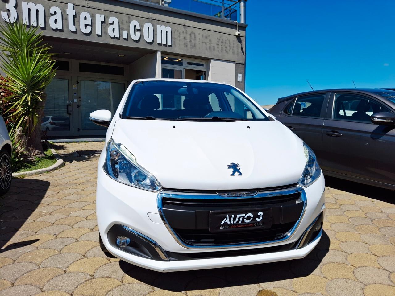 Peugeot 208 BlueHDi 75 S&S 5 porte Active