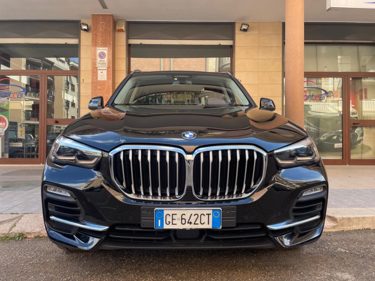 Bmw X5 xDrive25d 231cv 7 posti BUSINESS SPORT "PELLE NAVY LED 21"