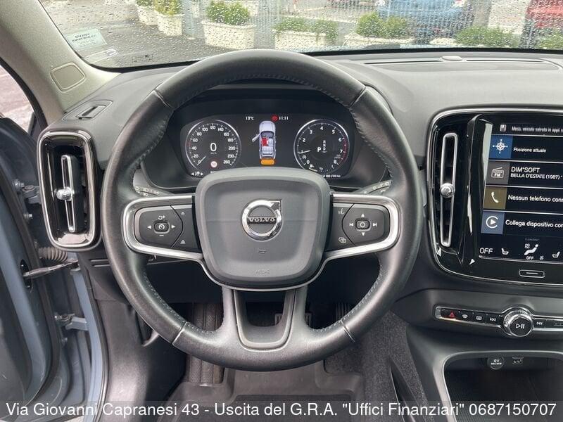 Volvo XC40 T3 Geartronic Momentum Pro