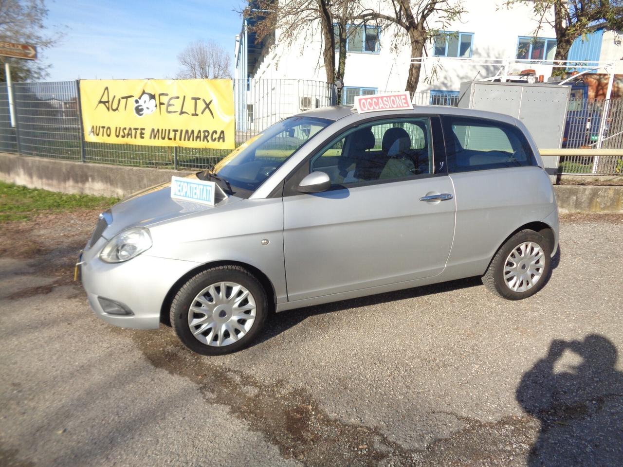 Lancia Ypsilon 1.2 Platino garaz 12 mesi