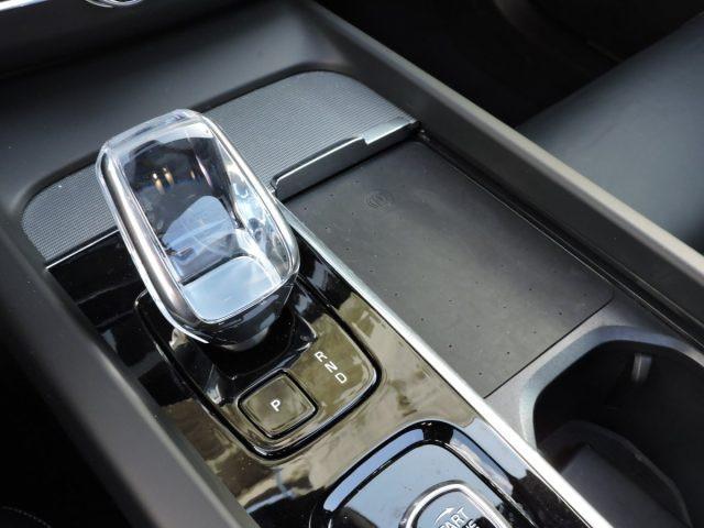 VOLVO XC60 T6 AWD PLUS DARK AUTOMATICA AZIENDALE