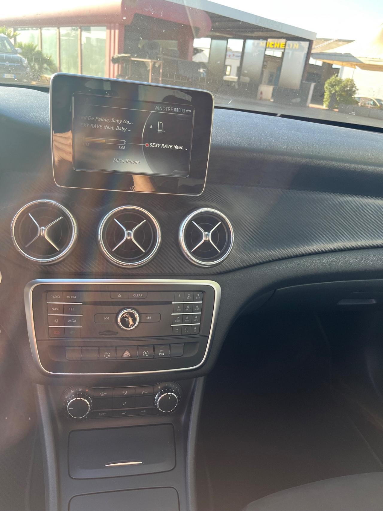 Mercedes-benz CLA 200 CDI Automatic Premium