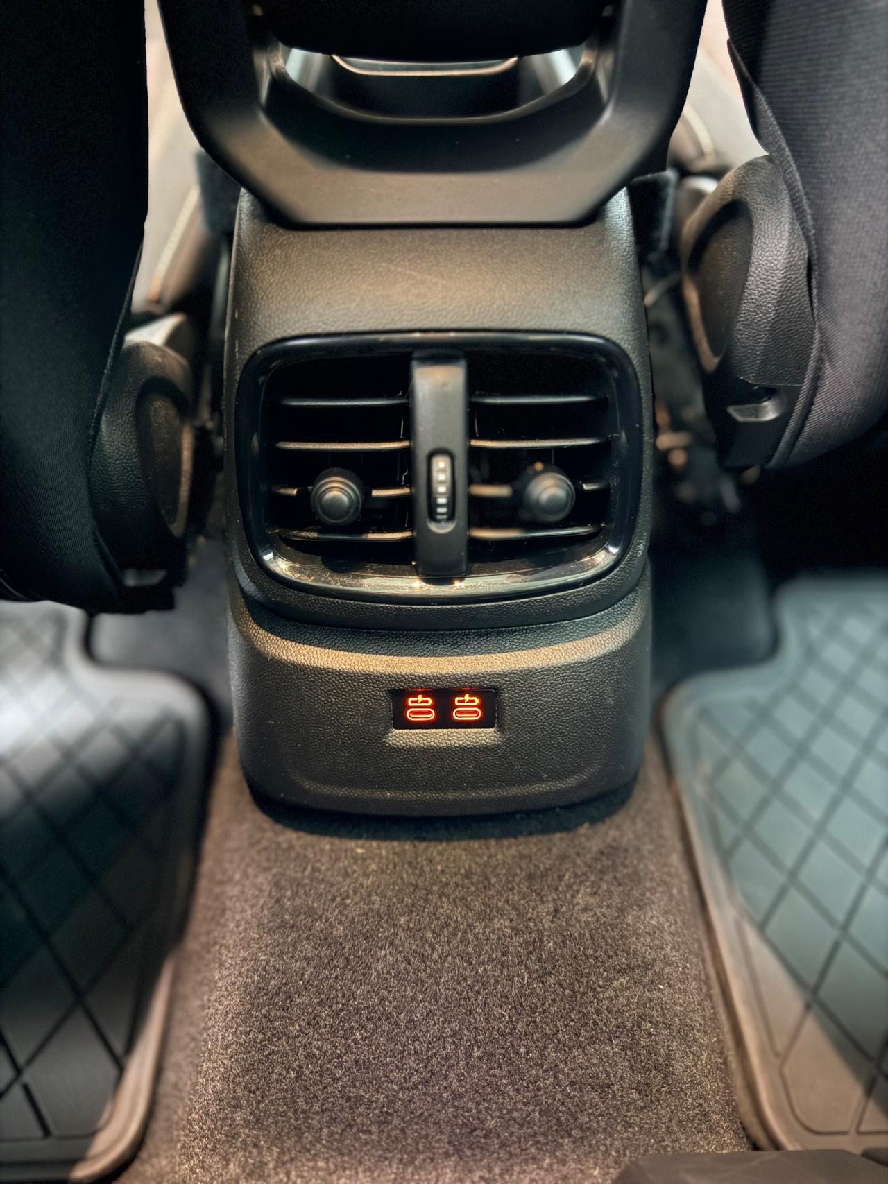 Mini One Countryman 1.5 Yours 102CV 02/2022 NEOPATENTATI EURO 6D TEMP