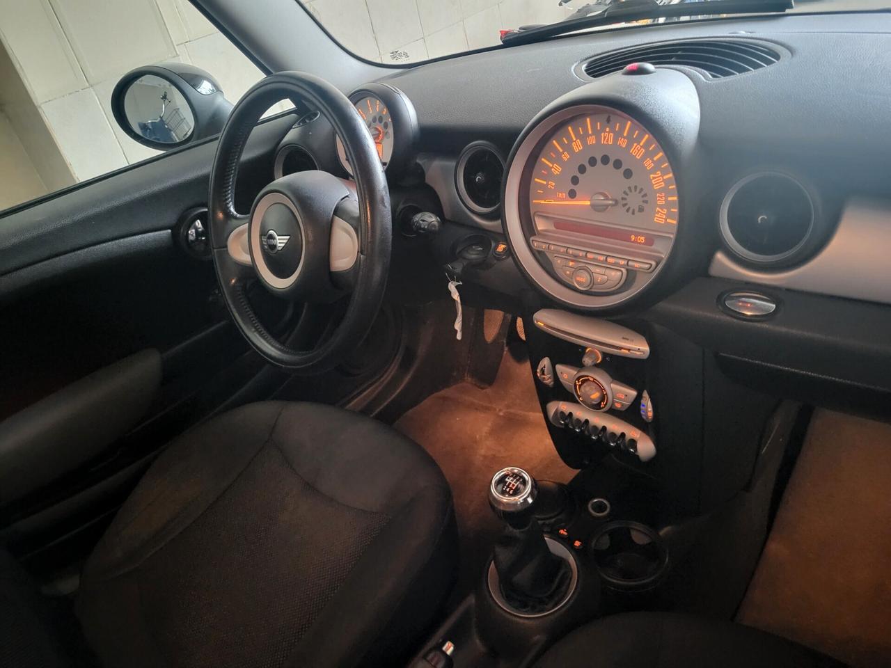 Mini 1.4 16V One Pepper