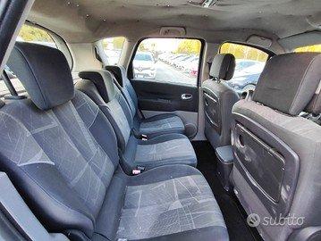 RENAULT Scénic 1.5 diesel