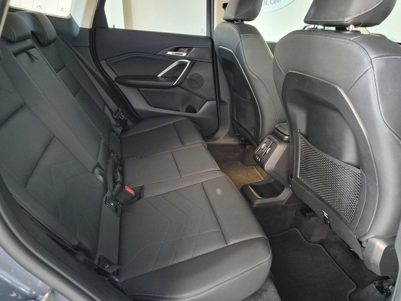 BMW X1 18D XLINE SDRIVE STEPTRONIC GANCIO PELLE APPLE CARPLAY / ANDROID AUTO E NAVI