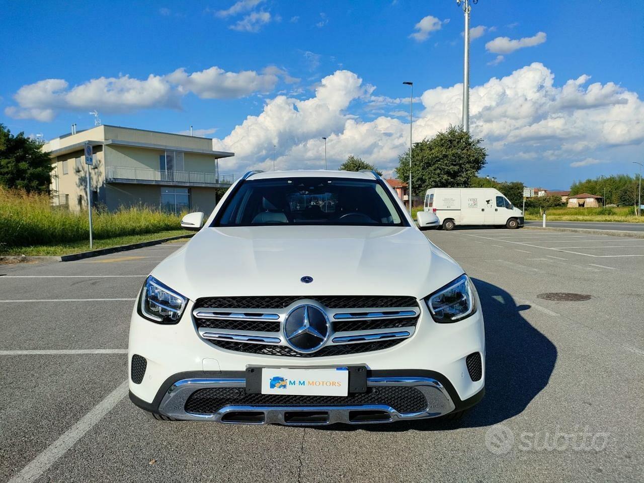MERCEDES-BENZ GLC 220 d 4Matic Sport