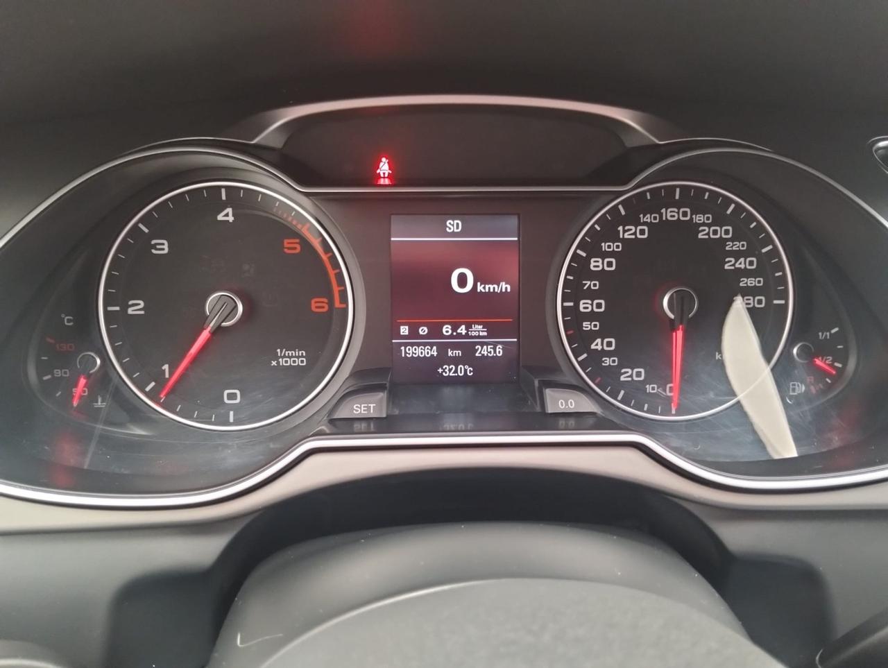 Audi A4 Avant 2.0 TDI S LINE 150 CV