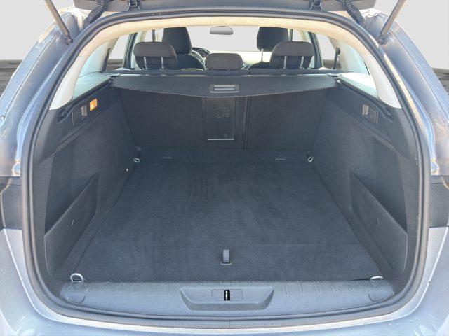 PEUGEOT 308 308 BlueHDi 130 EAT6 S&S SW Allure