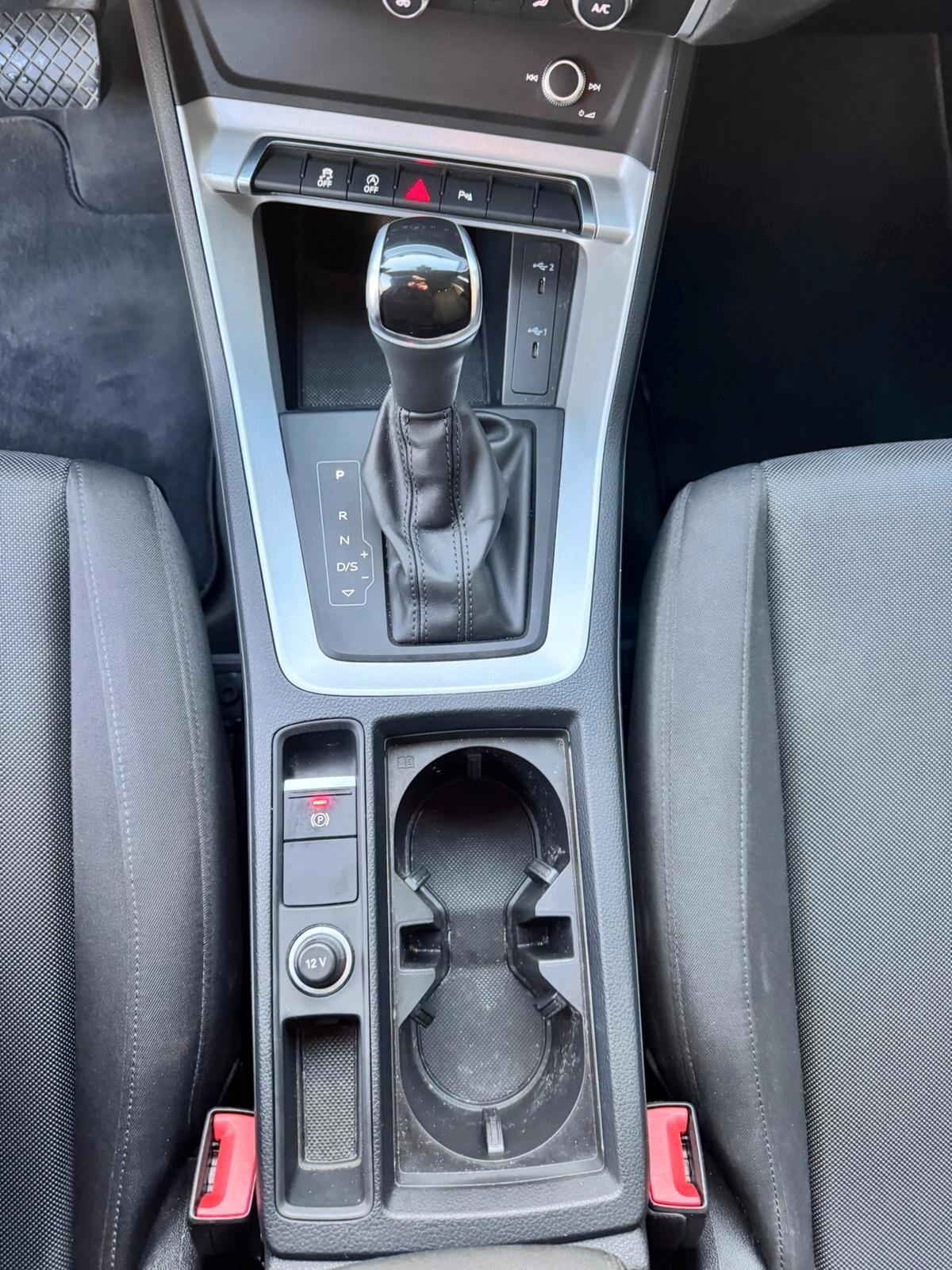 Audi Q3 40 TDI quattro S tronic line edition