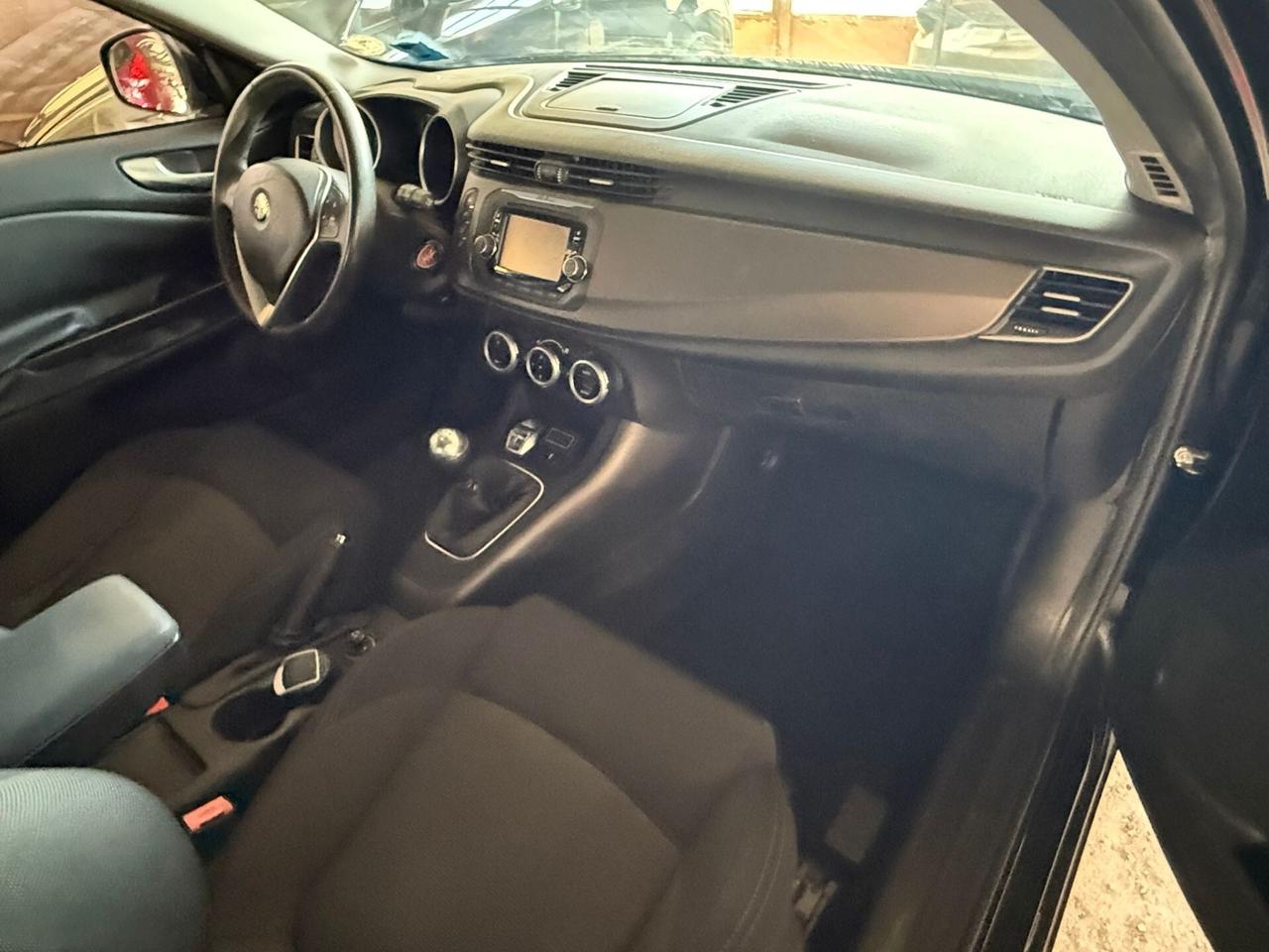 Alfa Giulietta 1.6 JTDm-2 Exclusive EURO6 neopatentati