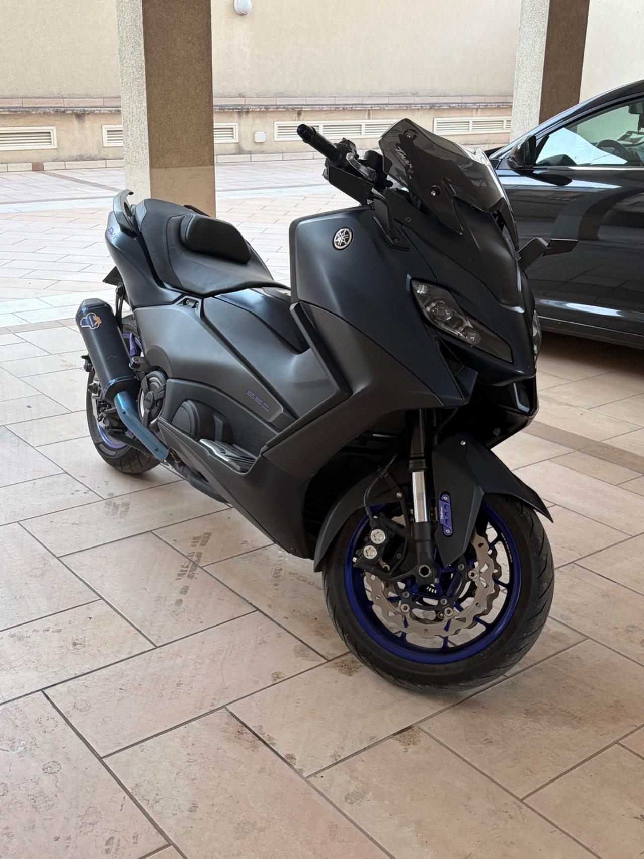 Yamaha T Max 560