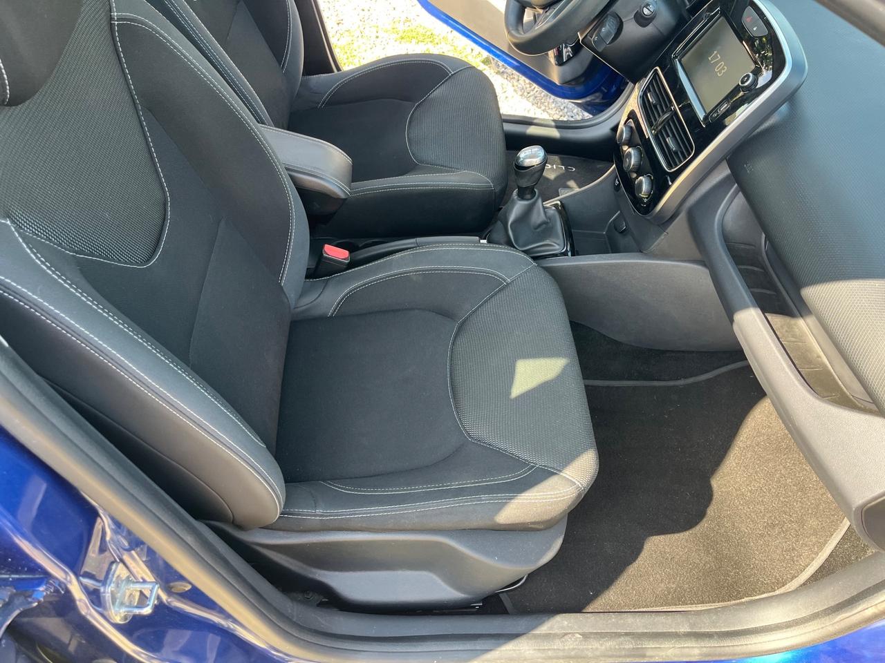Renault Clio TCe 12V 75 CV 5 porte Moschino Intens