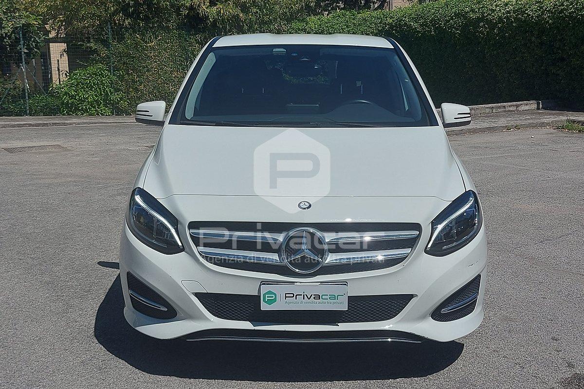 MERCEDES B 180 d Sport