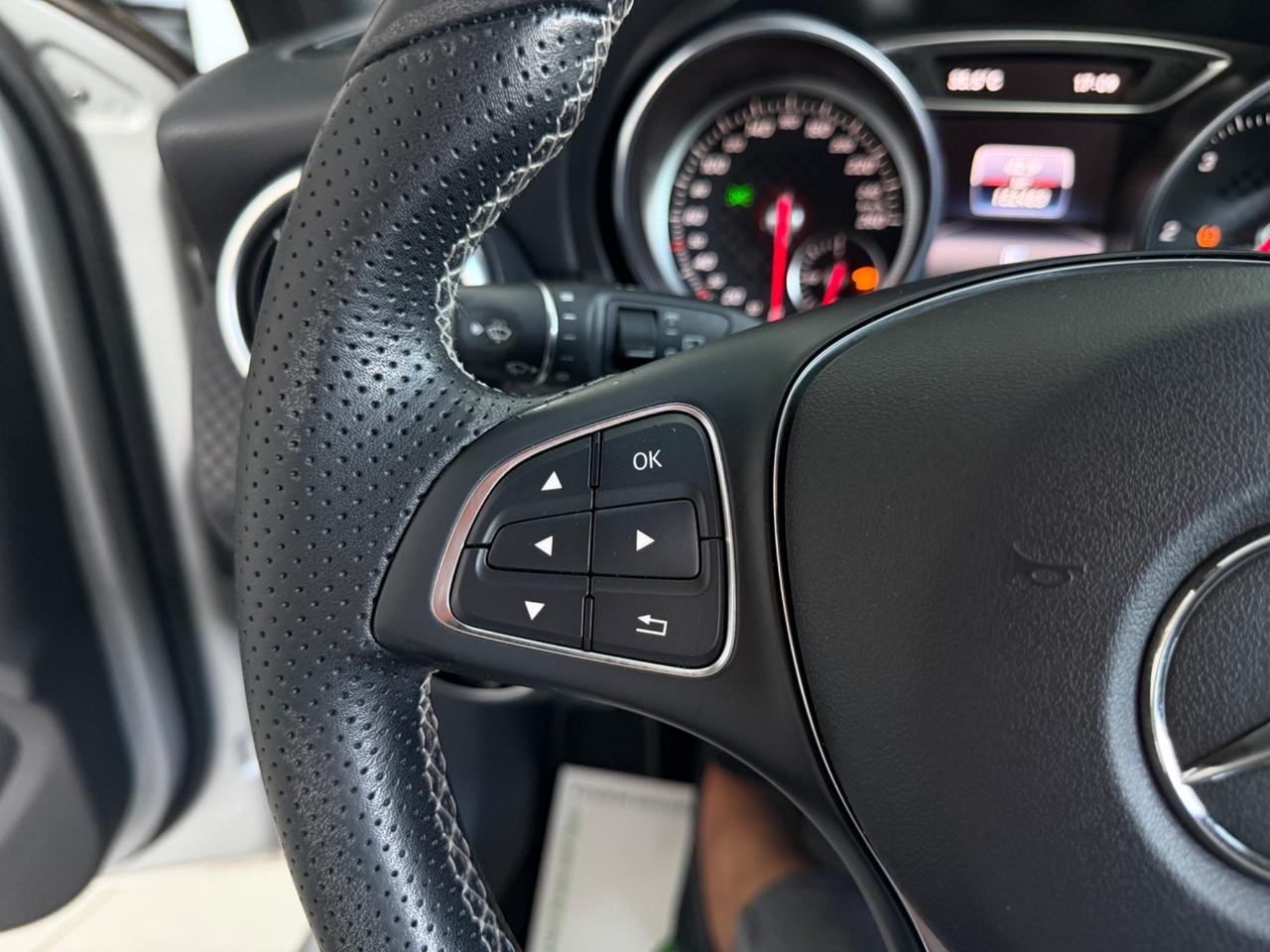 Mercedes-benz A 180 d Premium EURO6