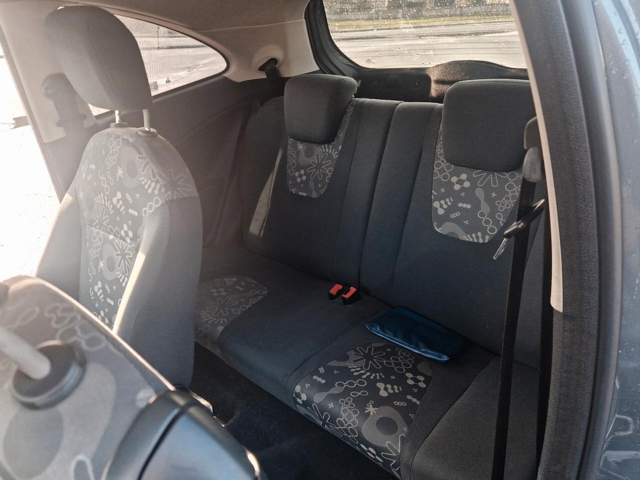 Ford Ka Ka+ 1.2 8V 69CV Titanium