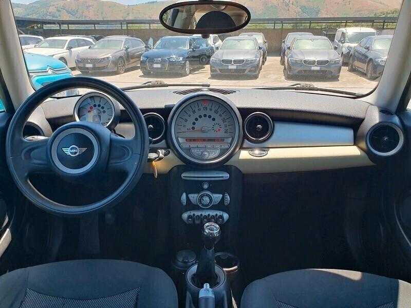 MINI Cooper D 1.6D 16V 110CV DPF PER NEOPATENTATI
