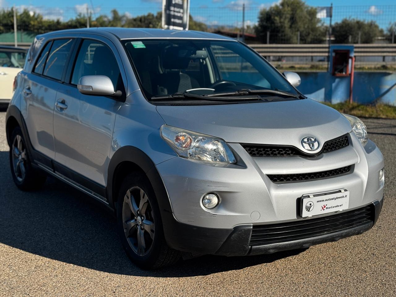 Toyota Urban Cruiser 1.4 D-4D AWD - 2010