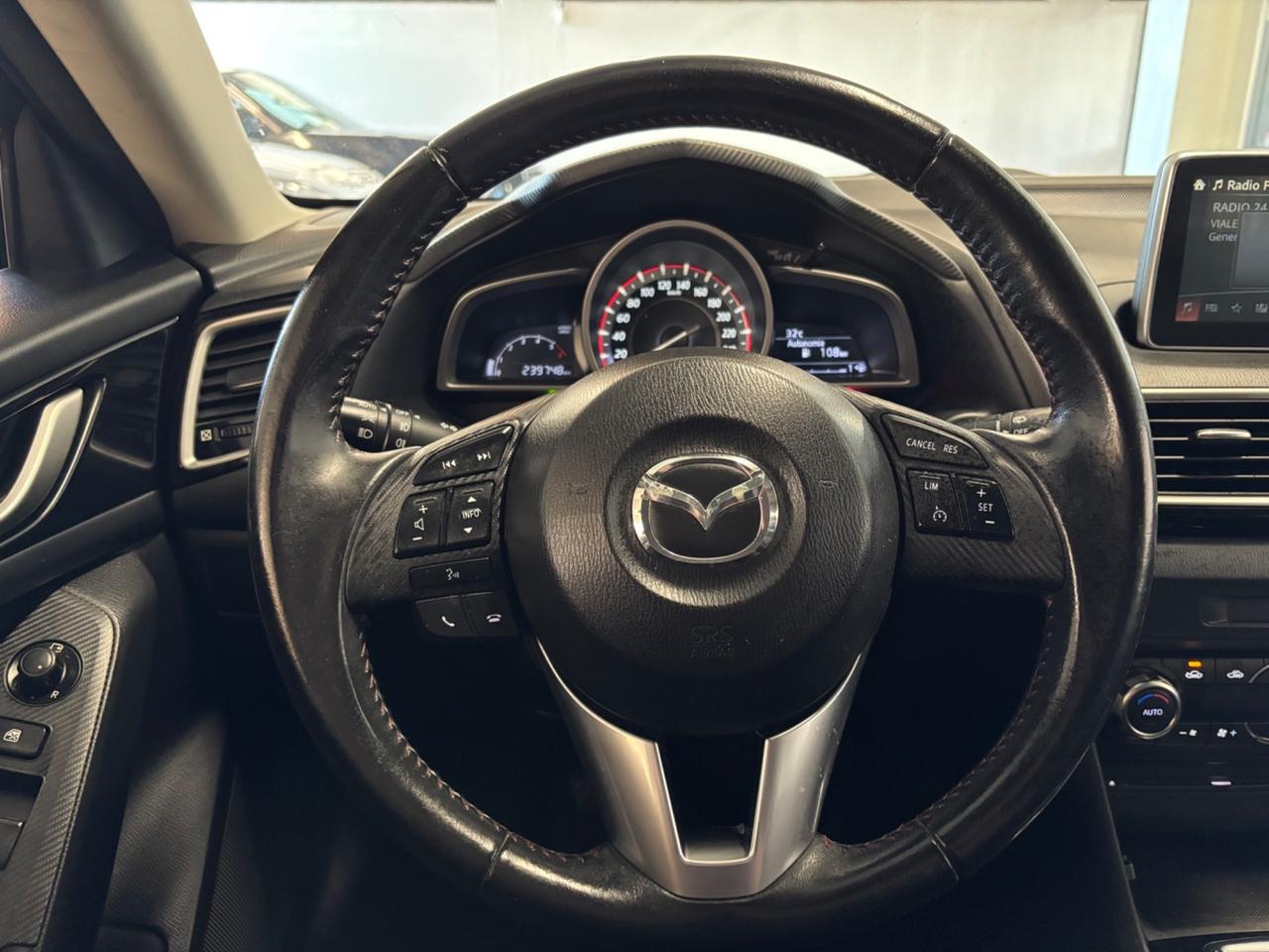 Mazda 3 2.2 Skyactiv-D Exceed