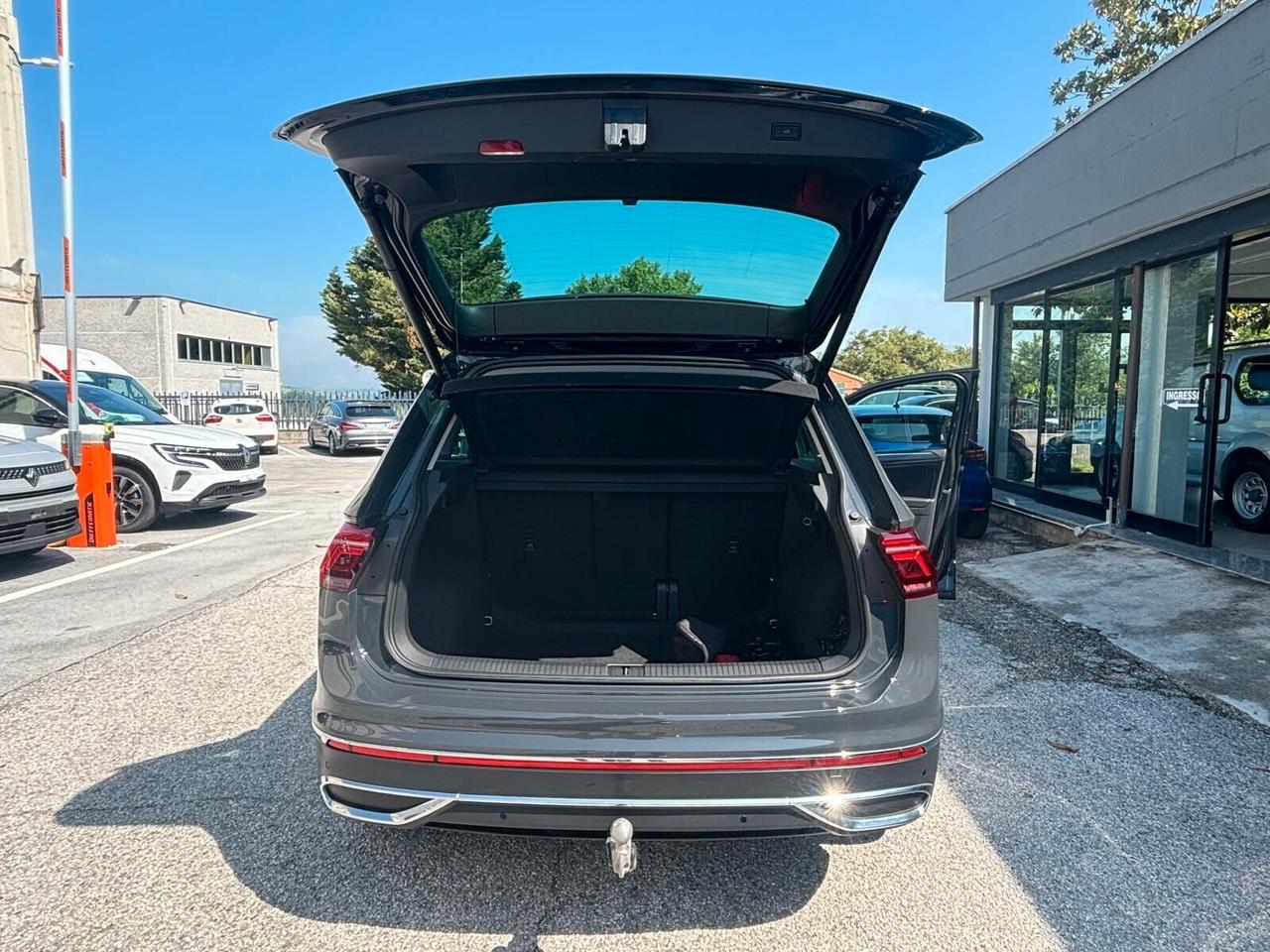 Volkswagen Tiguan 2.0 TDI 150 CV SCR DSG 4MOTION Elegance