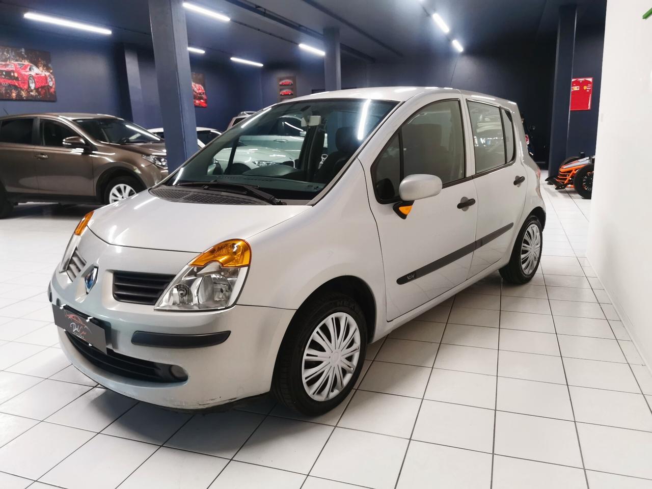 Renault Modus 1.2 16V Confort Authentique