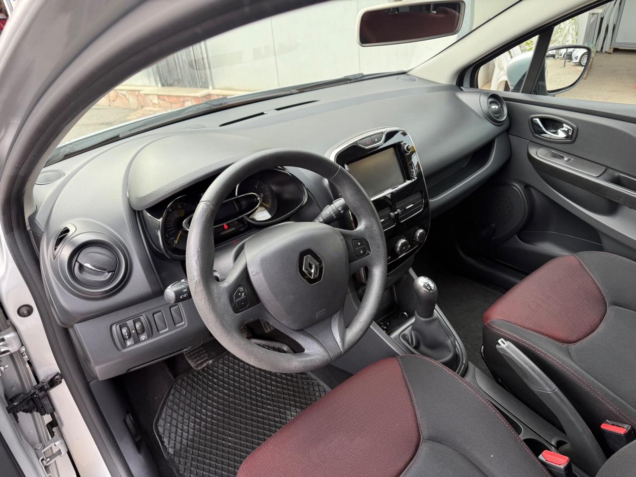 Renault Clio 1.5 dCi 75CV 5 porte Live km certif.