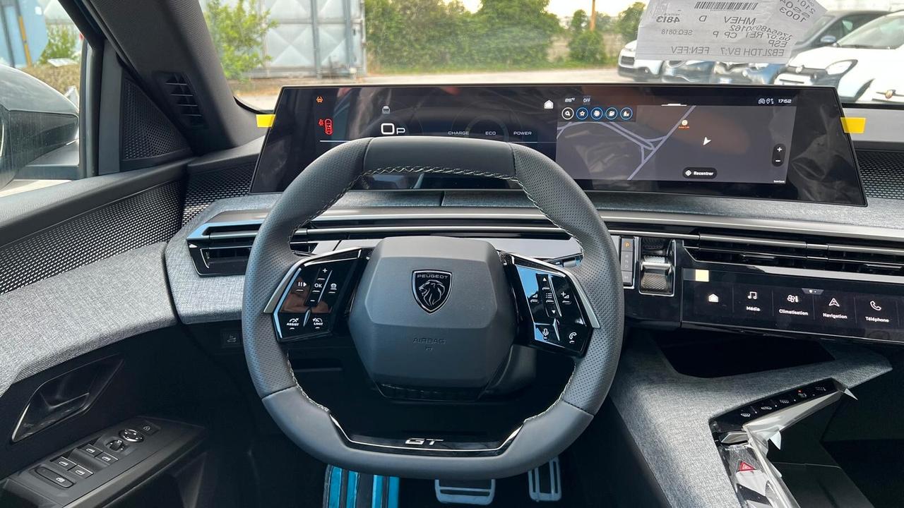 PEUGEOT 3008 HYBRID 145 E-DCS6 GT KM0 [RIF: 5425]