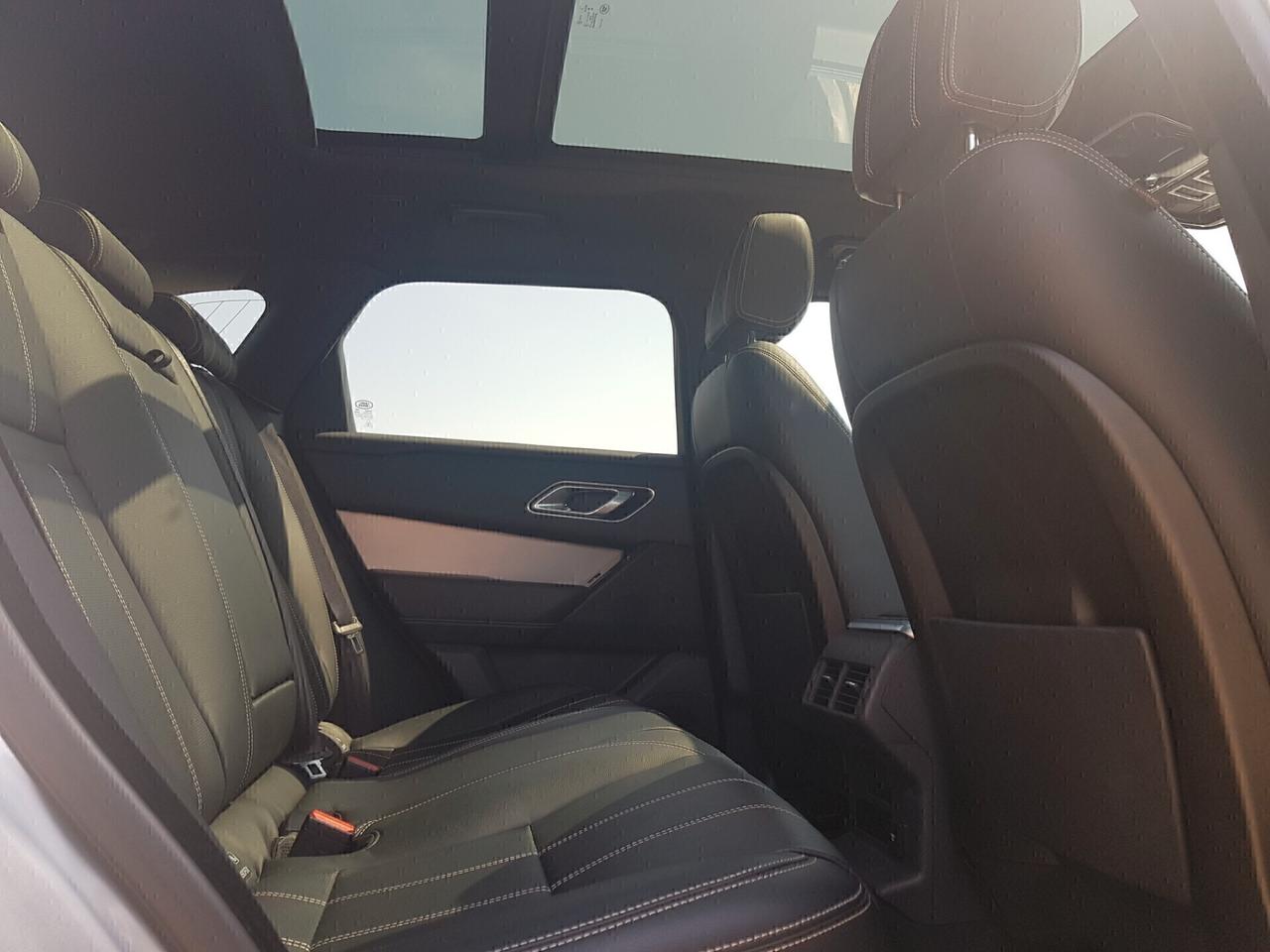 Land Rover Range Rover Velar 2.0d I4 180cv R-Dynamic HSE