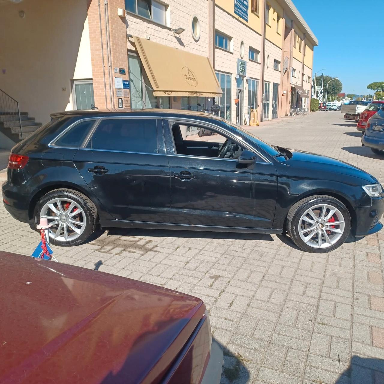 137.288KM AUDI A3 1.6 TDI AUTOMATICA EURO 6