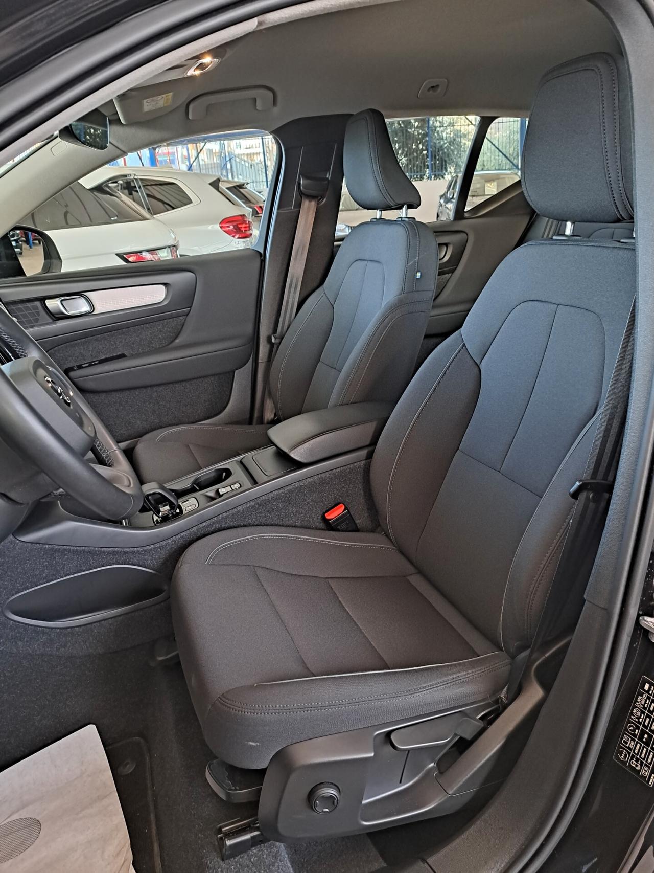 Volvo XC40 T3 Momentum Pro AUTOM.