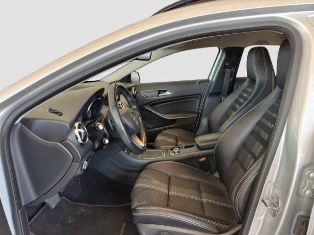 MERCEDES-BENZ CLA sse GLA GLA 200 CDI/d Automatic Sport
