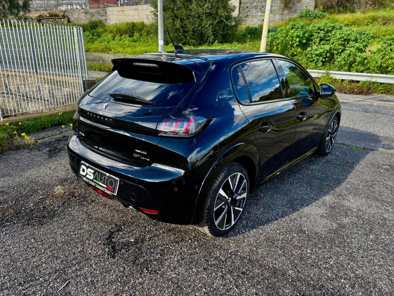 PEUGEOT 208 BLUEHDI 100 CV GT LINE