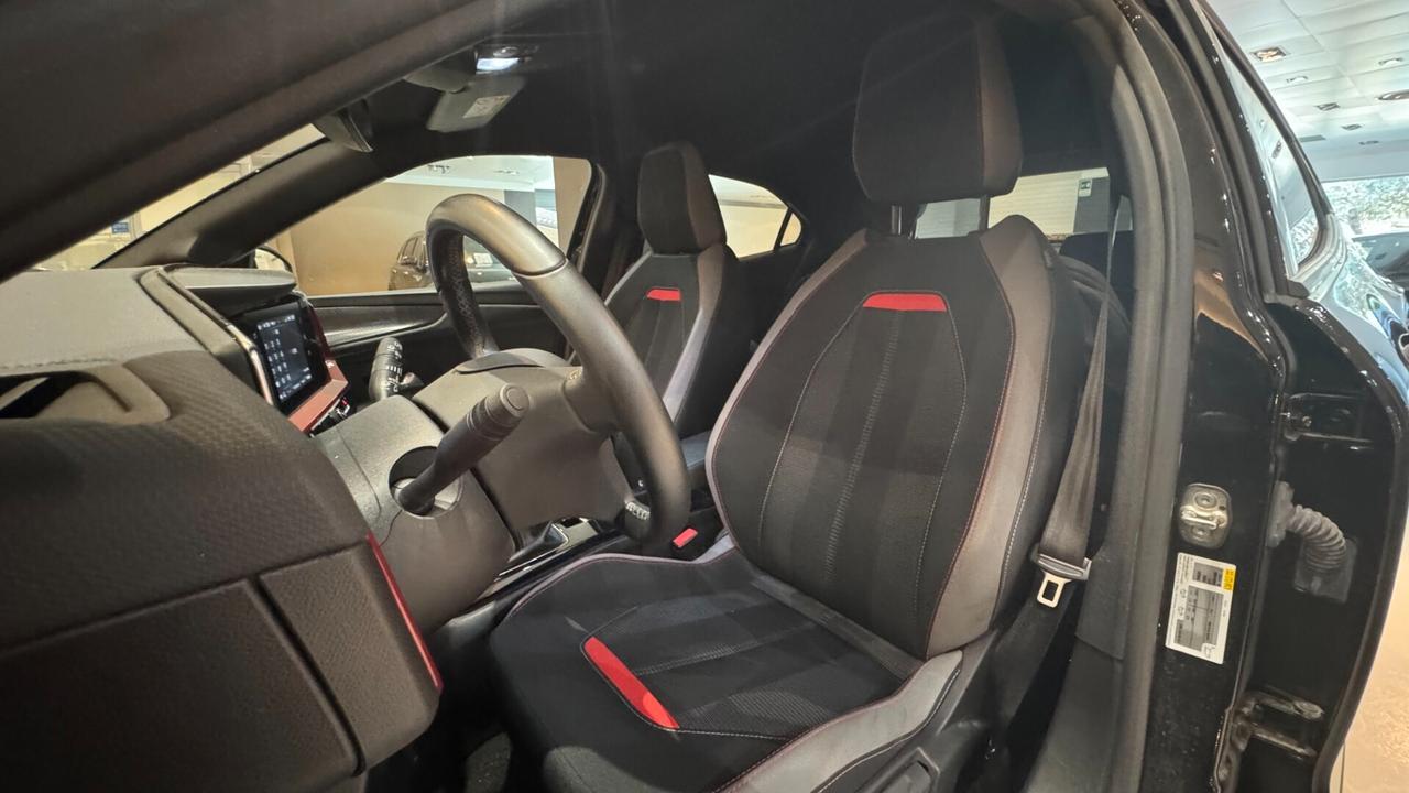 OPEL MOKKA TOTAL BLACK 101CV - 2023