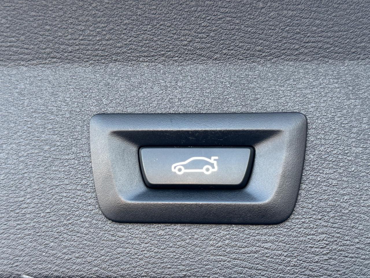 Bmw X1 sDrive18i Sport 70.000 Km Tagliandi BMW !