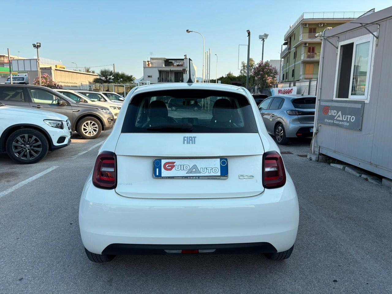 Fiat 500 500e Berlina 42 kWh La Prima