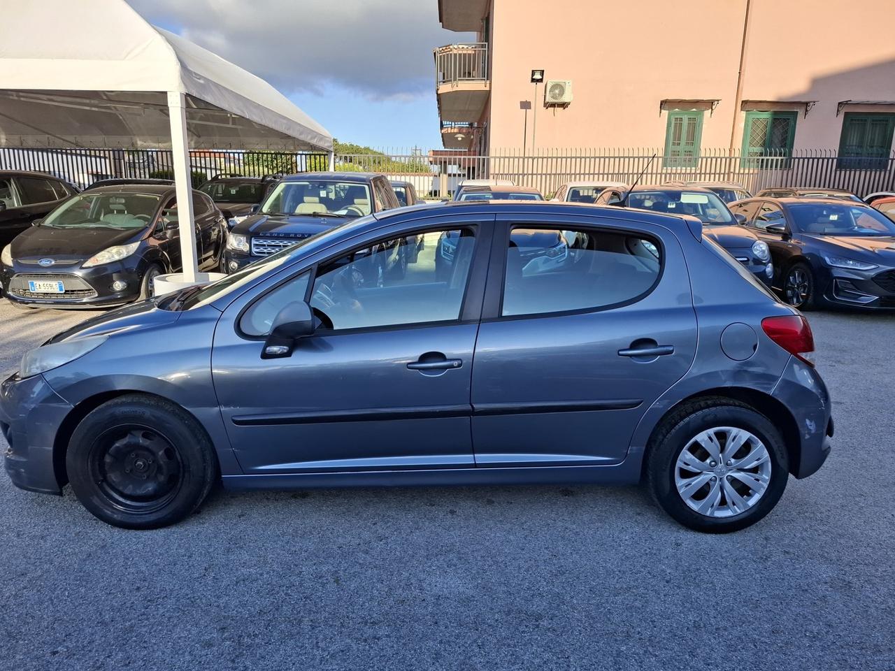 Peugeot 207 1.4 8V 75CV 5p. X Line ECO GPL