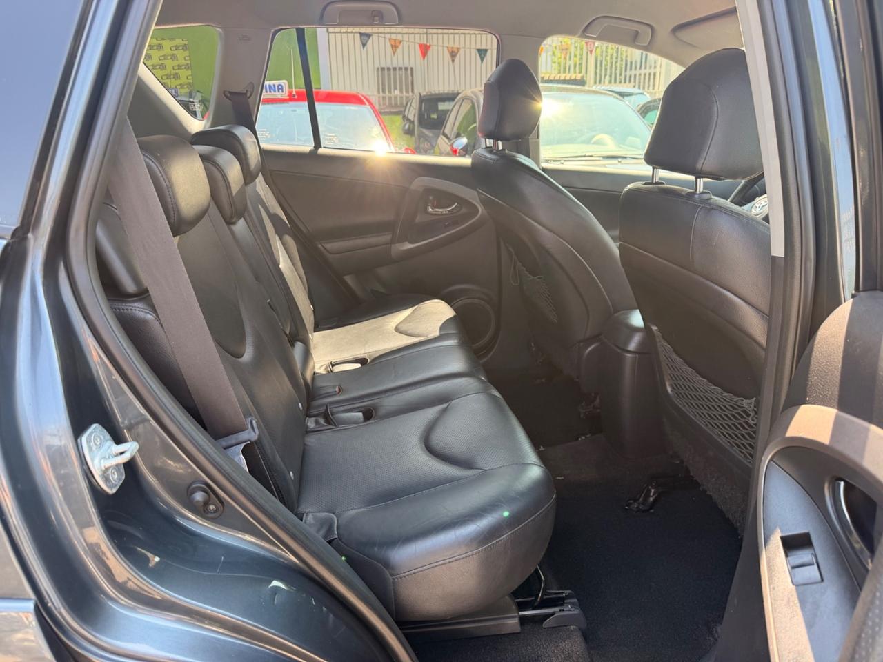 Toyota RAV 4 RAV4 2.2 D-4D 177 CV Luxury 4x4 PERFETTA!!!