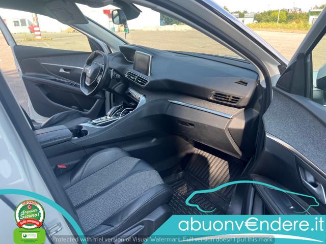 PEUGEOT 3008 BlueHDi 130 S&S EAT8 Allure