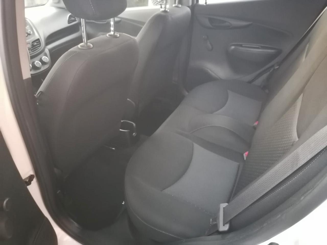 Opel Karl 1.0 benzina – 5 porte - 2017