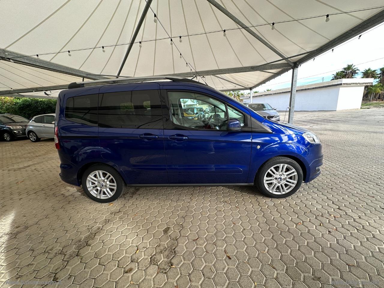 FORD Tourneo Courier 1.5 TDCI 75 CV Titanium